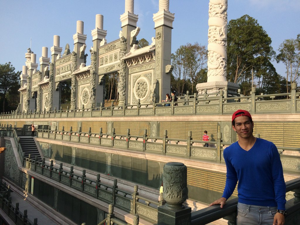 Chụp với cổng sau