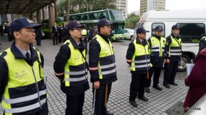 falungong-protest-taichung-police